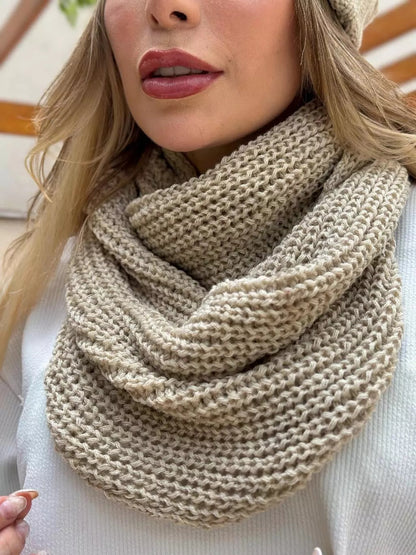 Cachecol Feminino de Tricô em Lã com Duas Voltas